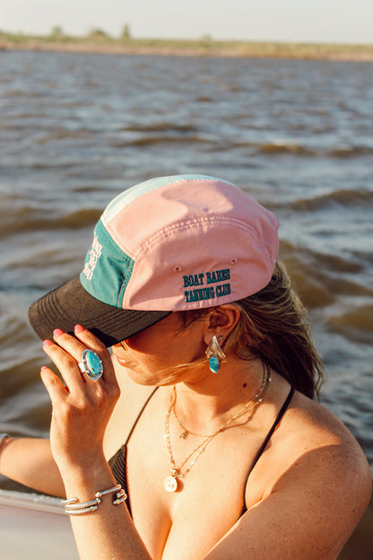 Wake & Bake Tanning Club